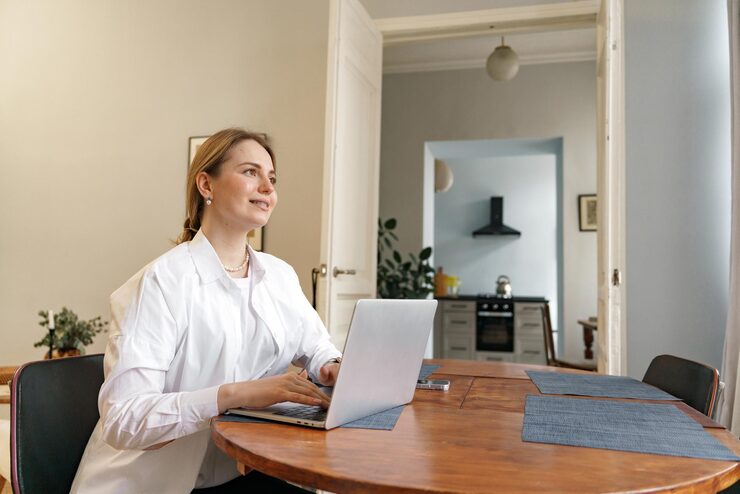 Remote Office Setup Guide, Tools, Layouts & Productivity Systems