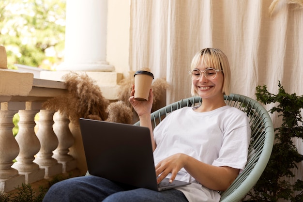 How to Manage Remote Teams: Strategies for Better Collaboration and Productivity